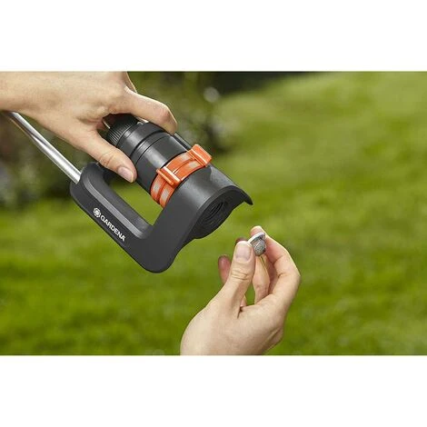 Großhandel ✔️ Gardena 2062-20 Comfort Kreisregner Mambo 310m² Sprühregner Rasensprenger Garten 🤩 6 Großhandel ✔️ Gardena 2062-20 Comfort Kreisregner Mambo 310m² Sprühregner Rasensprenger Garten 🤩 – Bild 4